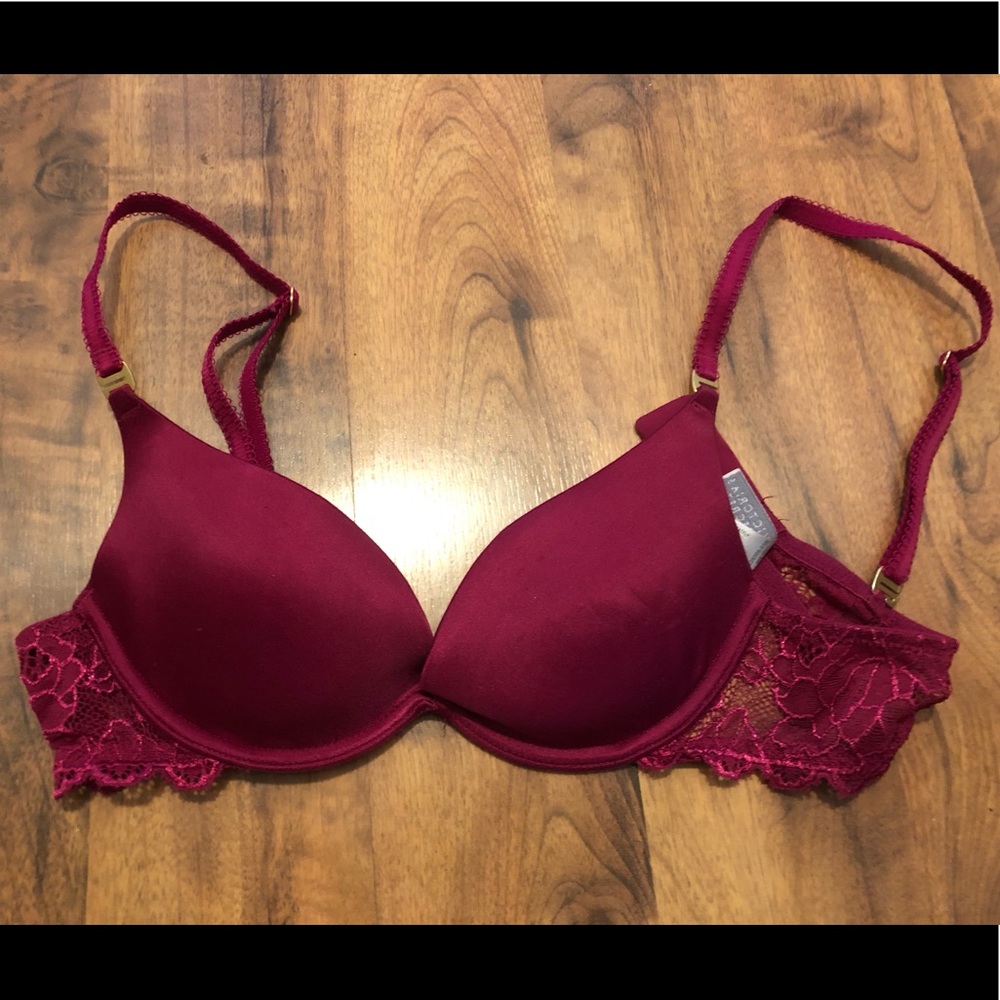 Victoria’s Secret maroon push up bra, size 32A